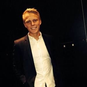 Meet your Posher, Peder